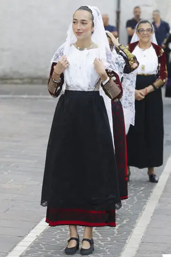 Abito tradizionale e costume di Cheremule