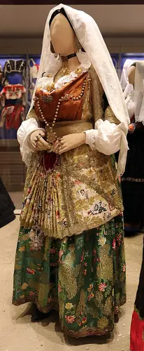 Abito tradizionale di Monserrato