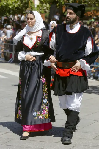 Abito tradizionale di Sarule